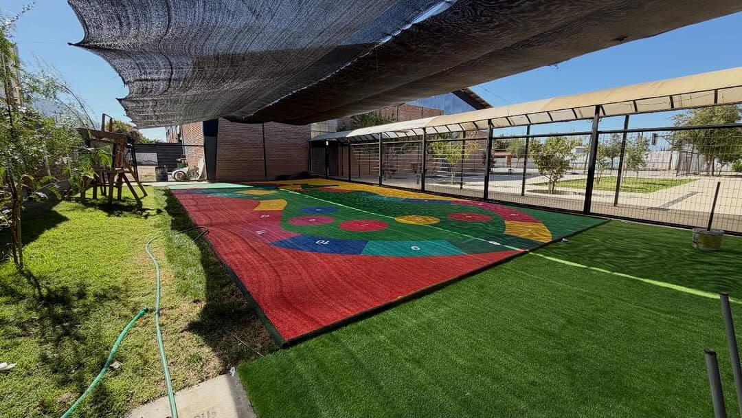Mejoramiento Patio Prebásica Escuela Laura Matus